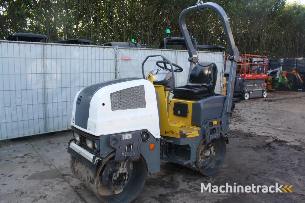 Atlas Copco CC800 dynapac tandemwals 421H wals