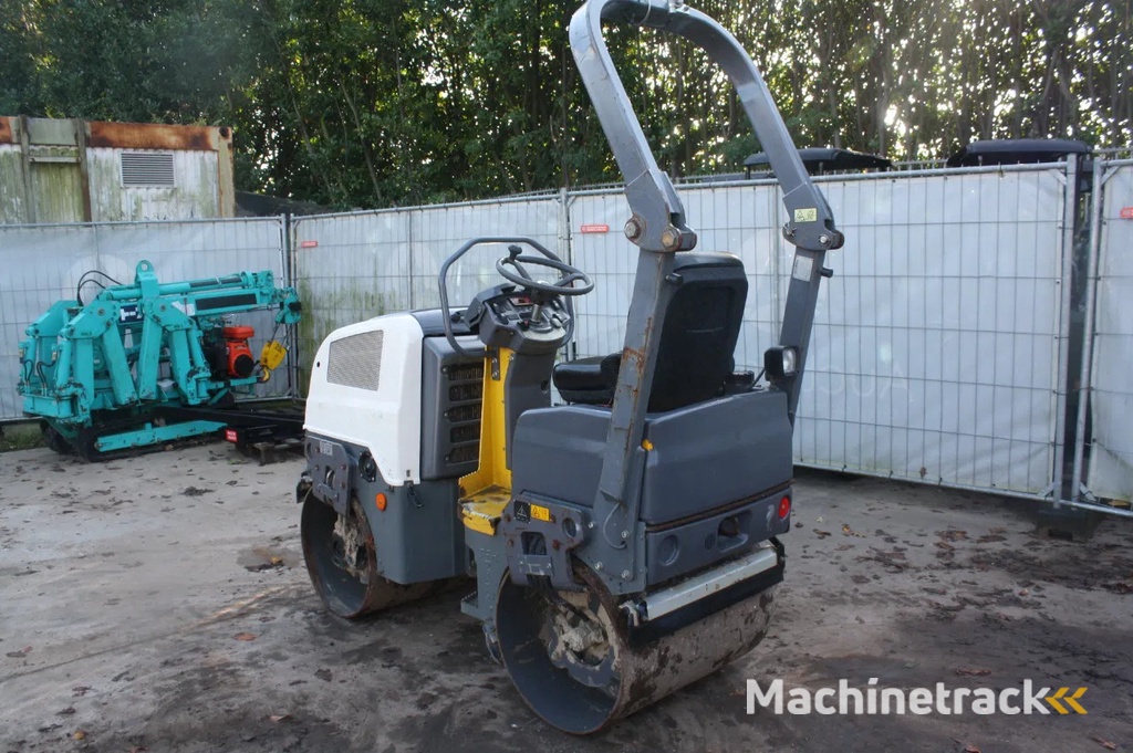 Atlas Copco CC800 dynapac tandemwals 421H wals