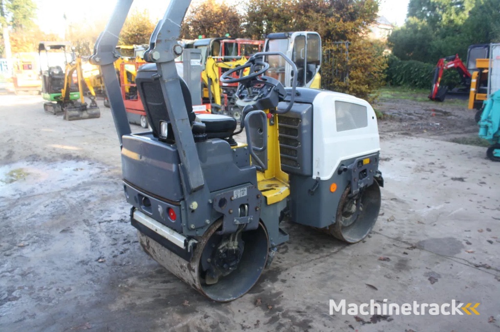 Atlas Copco CC800 dynapac tandemwals 421H wals