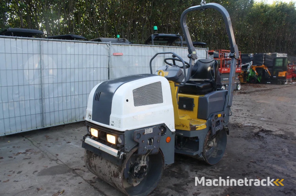 Atlas Copco CC800 dynapac tandemwals 421H wals