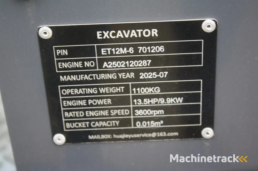 Takeuchi BTLL Et12 minigraver demo graafmachine