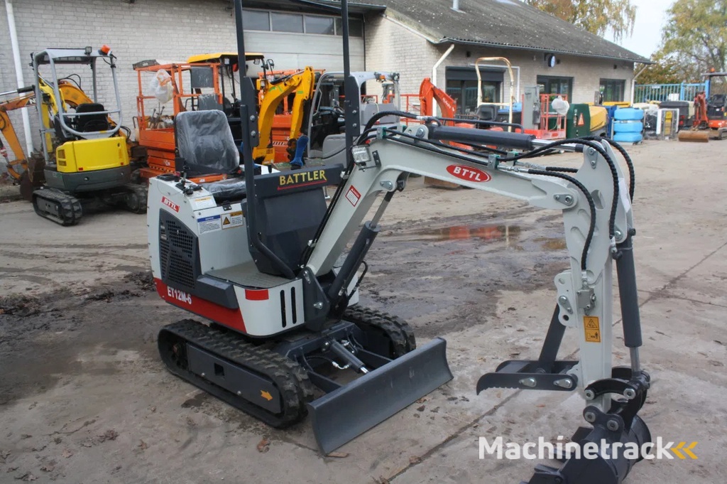Takeuchi BTLL Et12 minigraver demo graafmachine