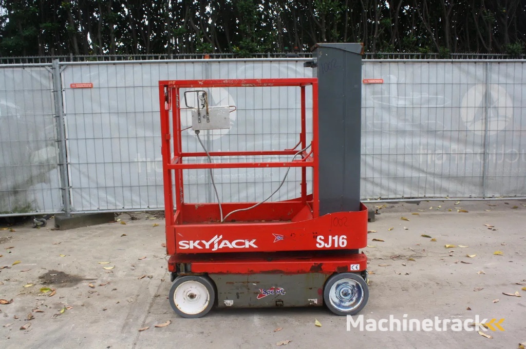 Skyjack SJ16 2018 6.75 MTR schaarhoogwerker elektrische