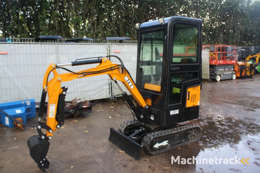 JPC 13 MIVA digmaster minigraver graafmachine