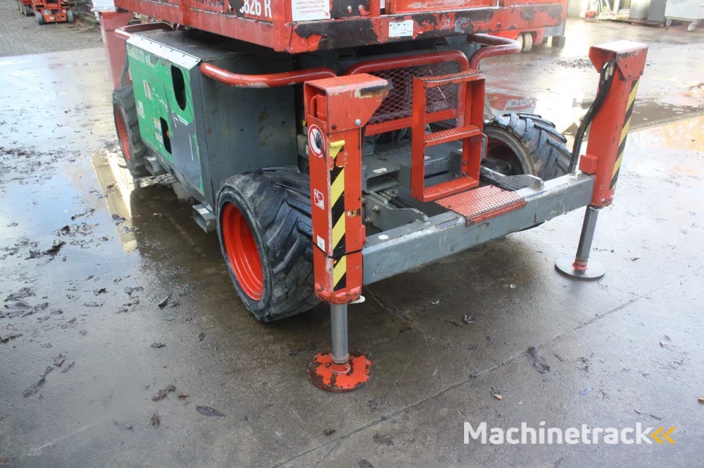 Skyjack SJ6826 RT 4x4 diesel kubota hoogwerker 10 meter
