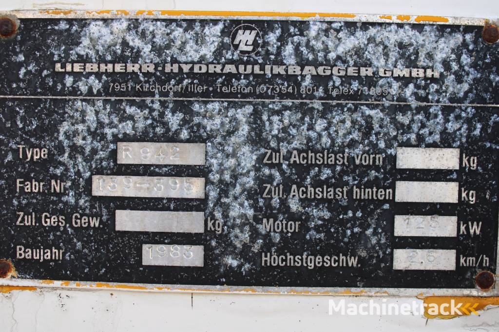 Liebherr R 942