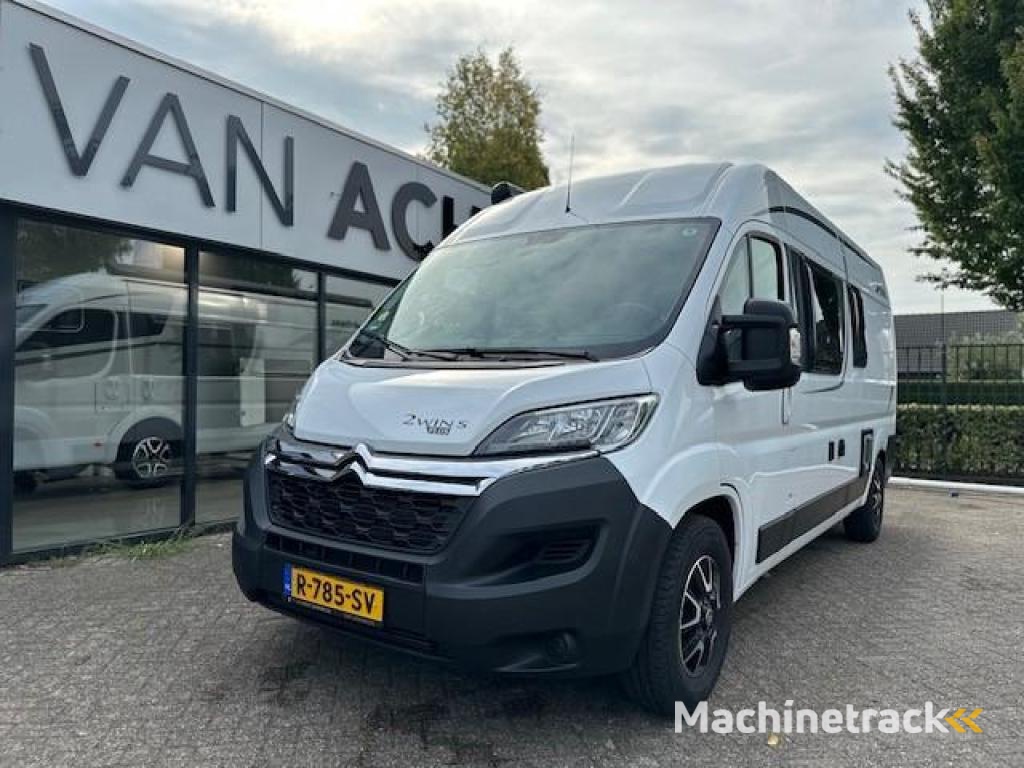 Pössl Buscamper 2 Win S Plus busbiker en zonnepanneel