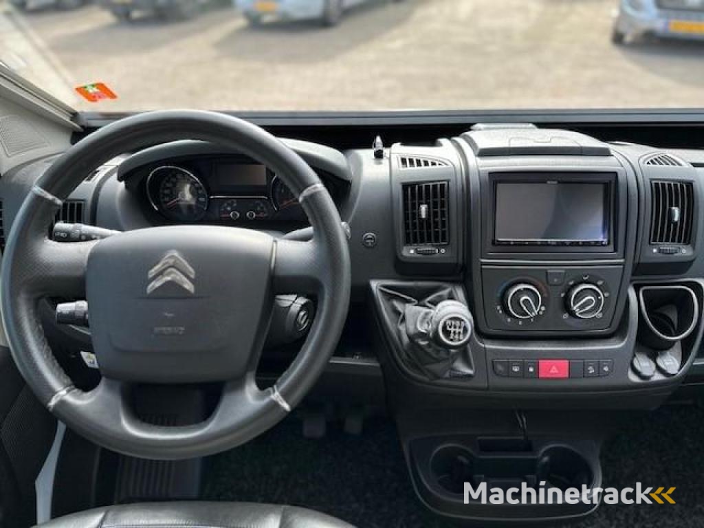 Adria Twin 600 busbiker