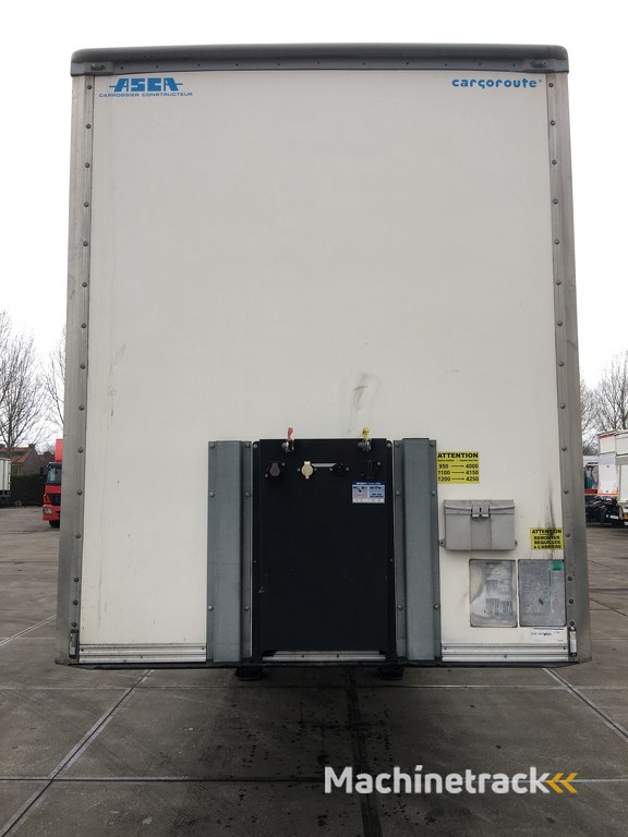 ASCA DRY LINER / ROLLER BANNEN / AIR-CARGO / MEGA / L1355W249H303