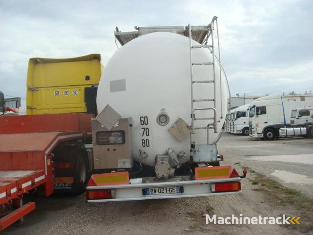 Magyar CITERNE MAGYAR INOX CHIMIQUE 38T 32000L MONOCUVE