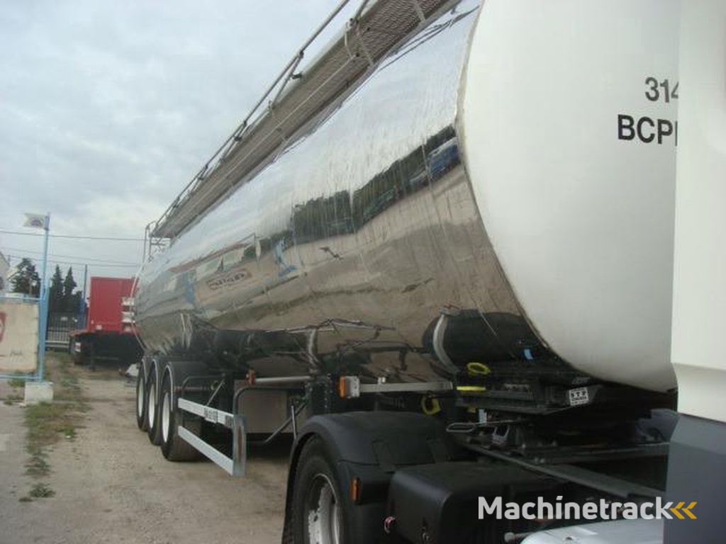 Magyar CITERNE MAGYAR INOX CHIMIQUE 38T 32000L MONOCUVE