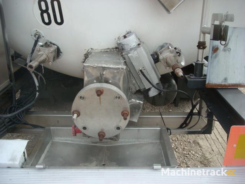 Magyar CITERNE MAGYAR INOX CHIMIQUE 38T 32000L MONOCUVE