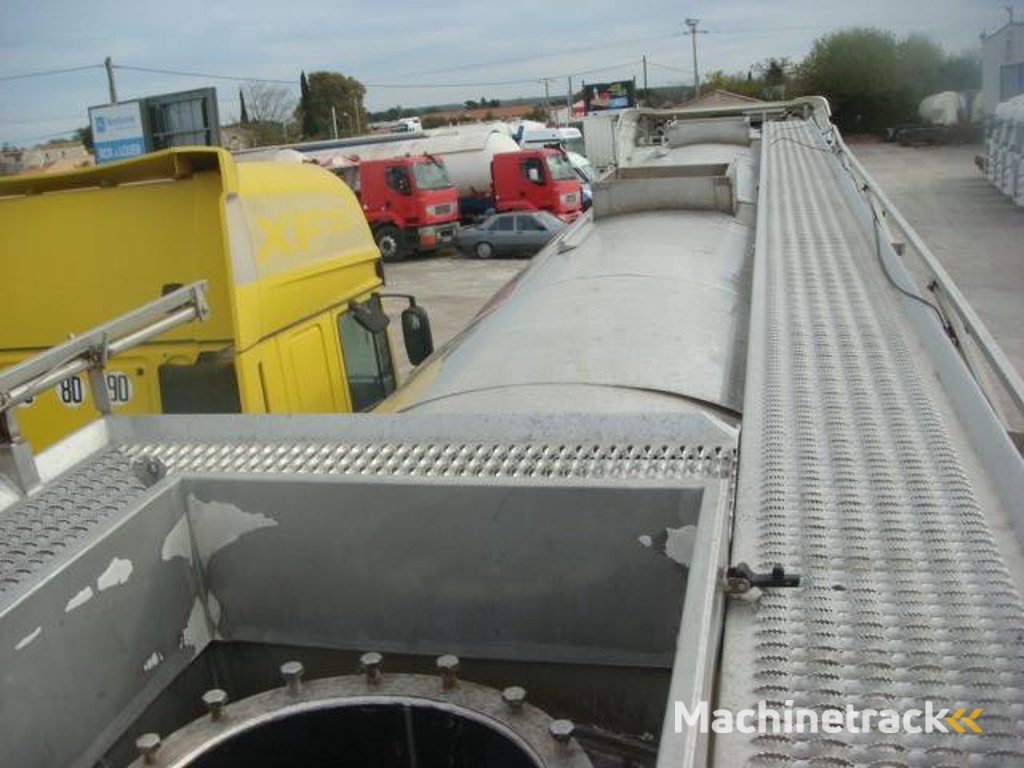 Magyar CITERNE MAGYAR INOX CHIMIQUE 38T 32000L MONOCUVE