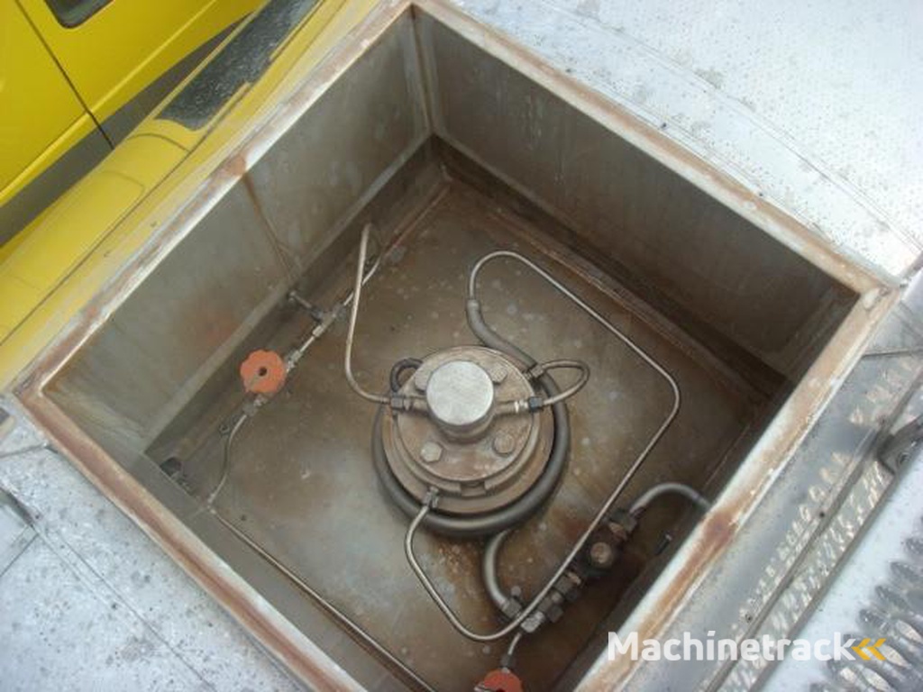 Magyar CITERNE MAGYAR INOX CHIMIQUE 38T 32000L MONOCUVE