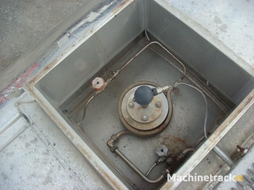 Magyar CITERNE MAGYAR INOX CHIMIQUE 38T 32000L MONOCUVE