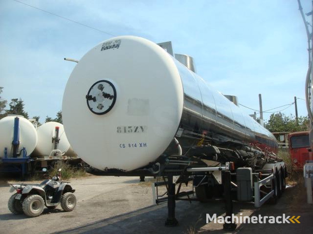 Magyar 38T 22500L 3 ESSIEUX ABS