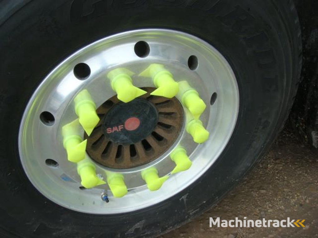 Benalu SEMI REMORQUE BENALU 38T 3 ESSIEUX 2015