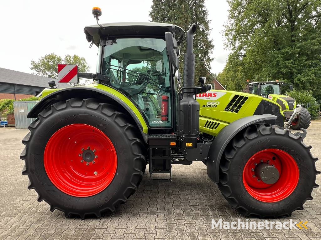 CLAAS Arion 660