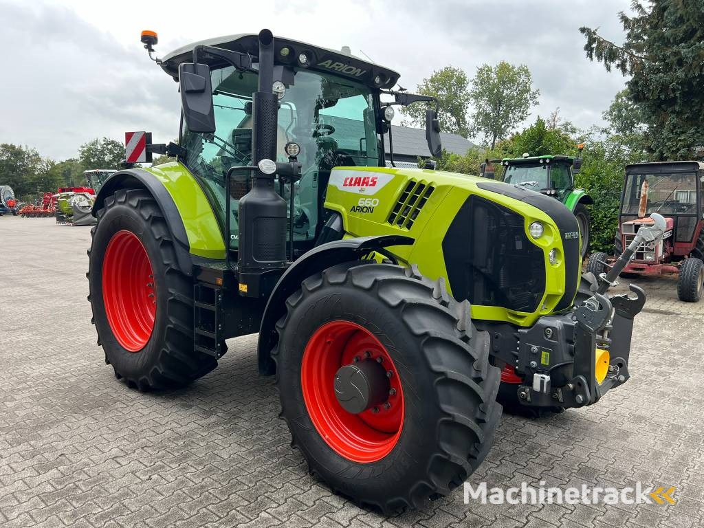 CLAAS Arion 660