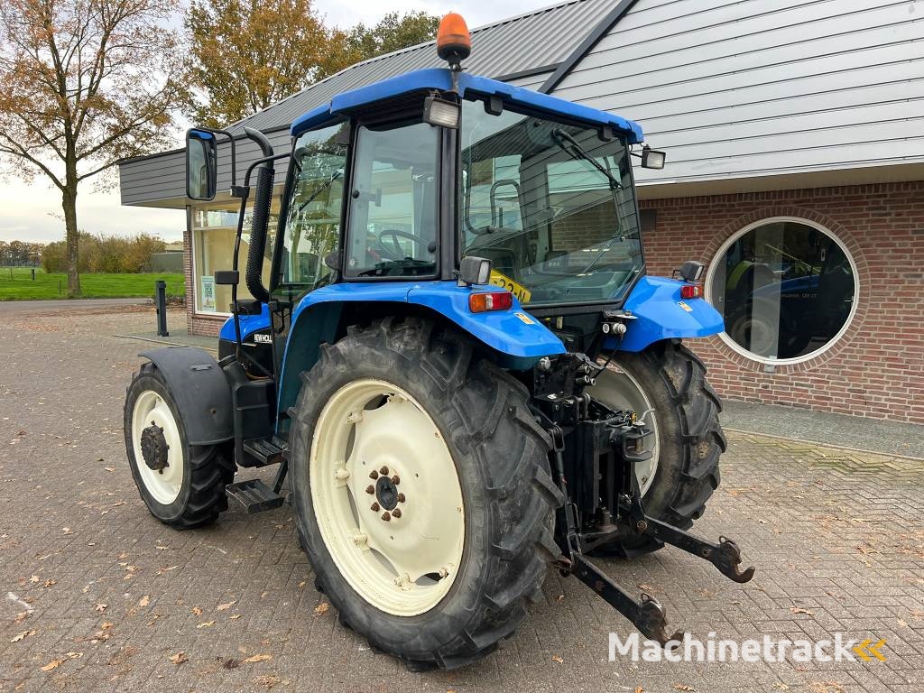 New Holland TL 90 trekker