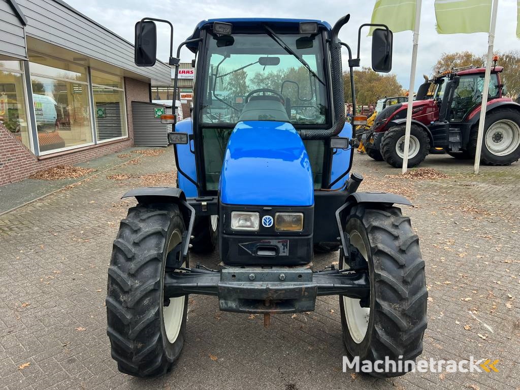 New Holland TL 90 trekker