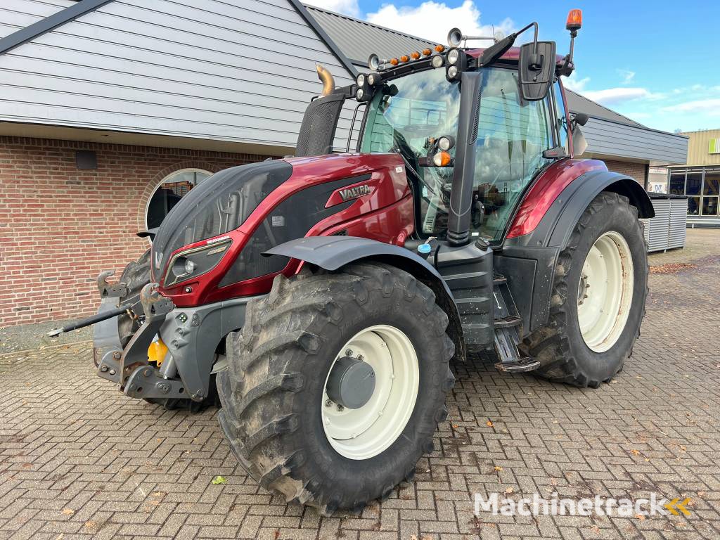 Valtra T 174 Versu