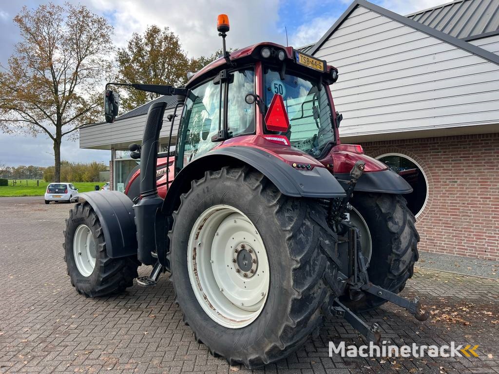 Valtra T 174 Versu
