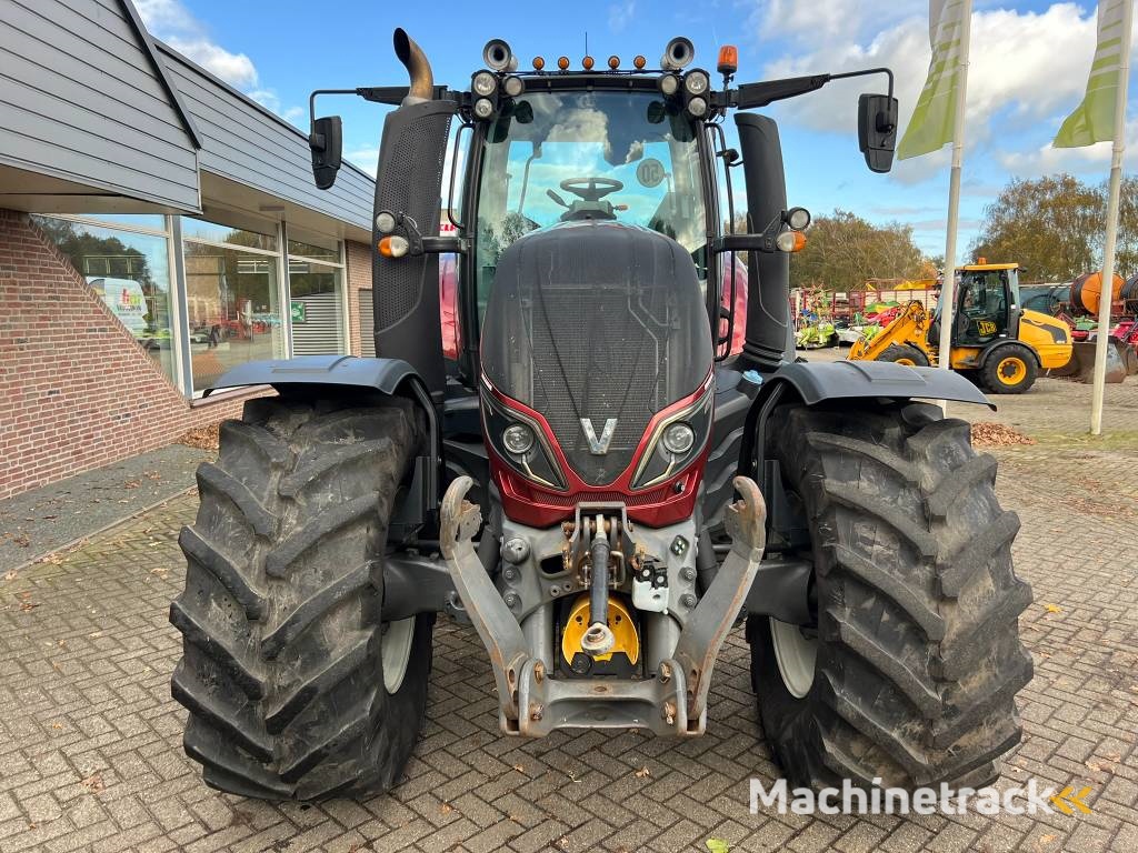 Valtra T 174 Versu