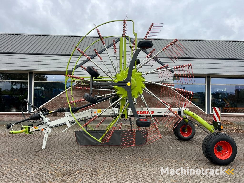 CLAAS liner 2900