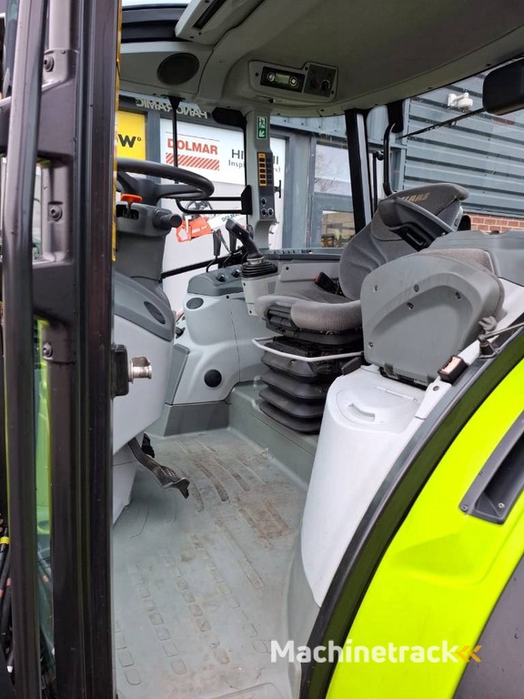 CLAAS Arion 410