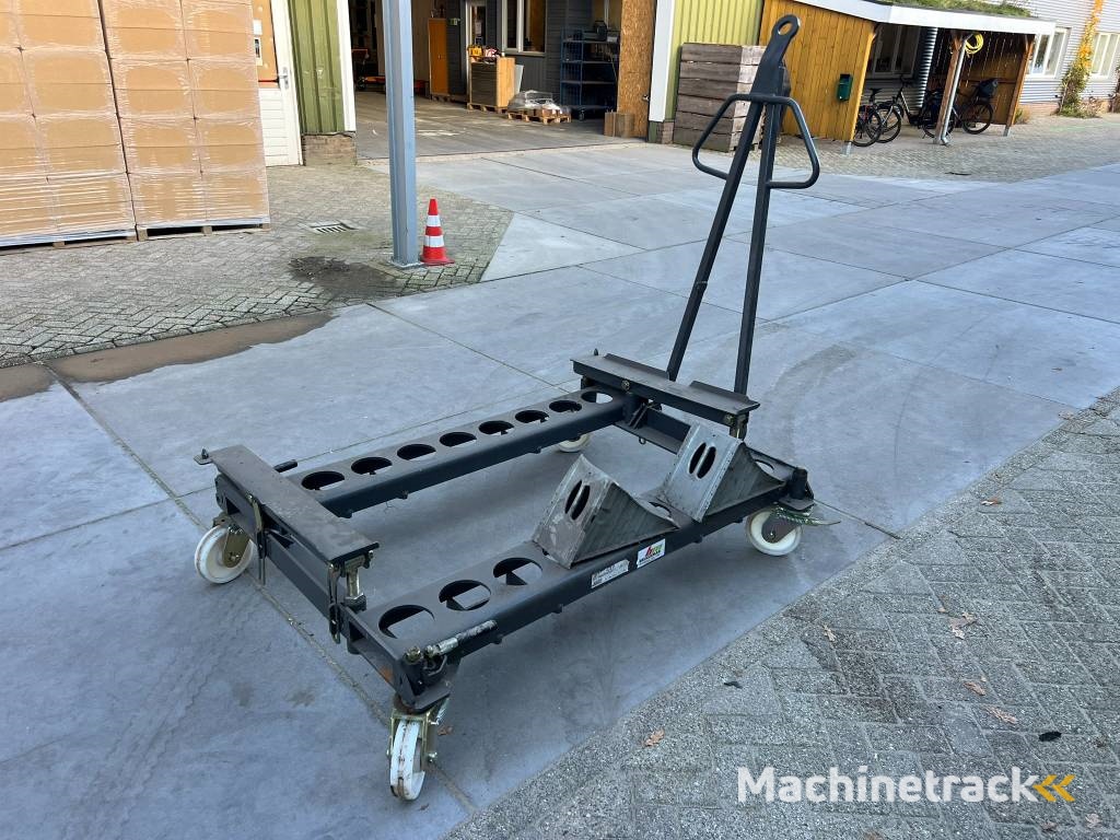 CLAAS / Fliegl Cargos transport kar