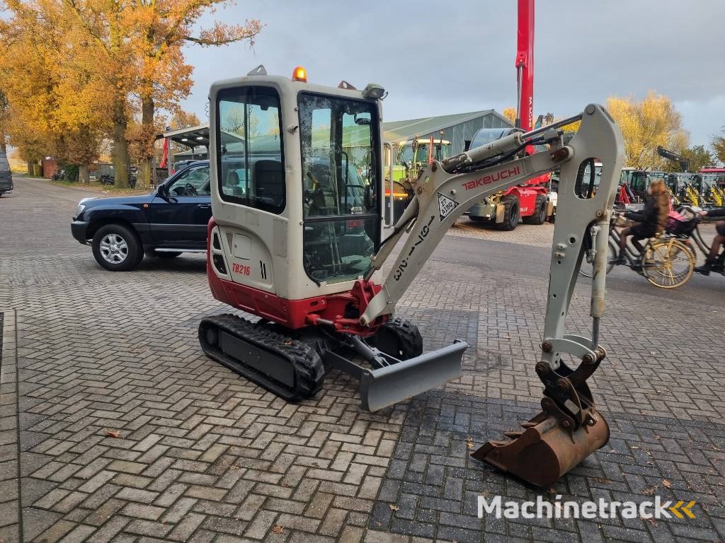 Takeuchi TB 216