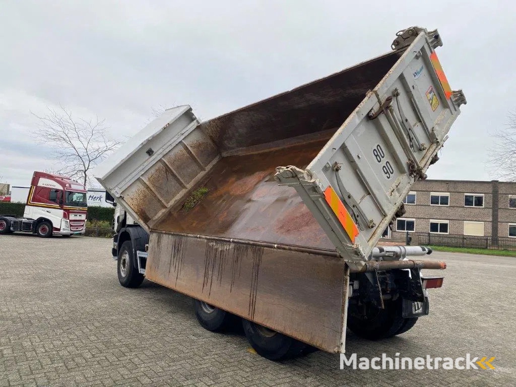 Scania 124-400 / 6X4 / RETARDER / BIG AXLE / FULL STEEL / 2SIDE TIPPER / OLD TACHO / AIRCO / MANUAL / EURO-2 / 2000