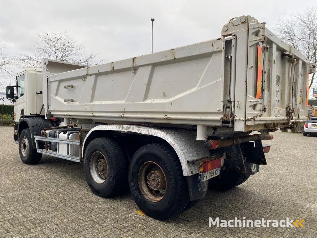 Scania 124-400 / 6X4 / RETARDER / BIG AXLE / FULL STEEL / 2SIDE TIPPER / OLD TACHO / AIRCO / MANUAL / EURO-2 / 2000