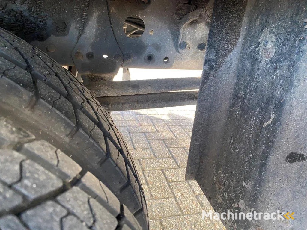 Mercedes-Benz Atego 816 / CLEAN NL TRUCK / GOOD TYRES / ONLY:298545KM / FULL-STEEL / MANUAL / EURO-5 / 2010