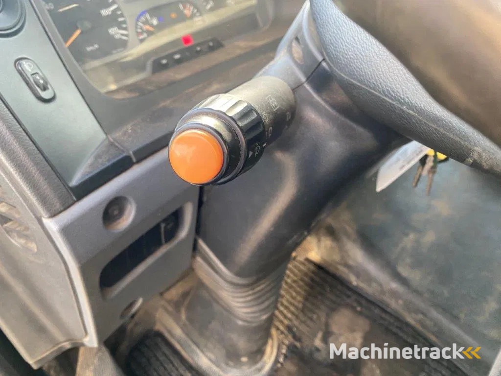 Mercedes-Benz Atego 816 / CLEAN NL TRUCK / GOOD TYRES / ONLY:298545KM / FULL-STEEL / MANUAL / EURO-5 / 2010