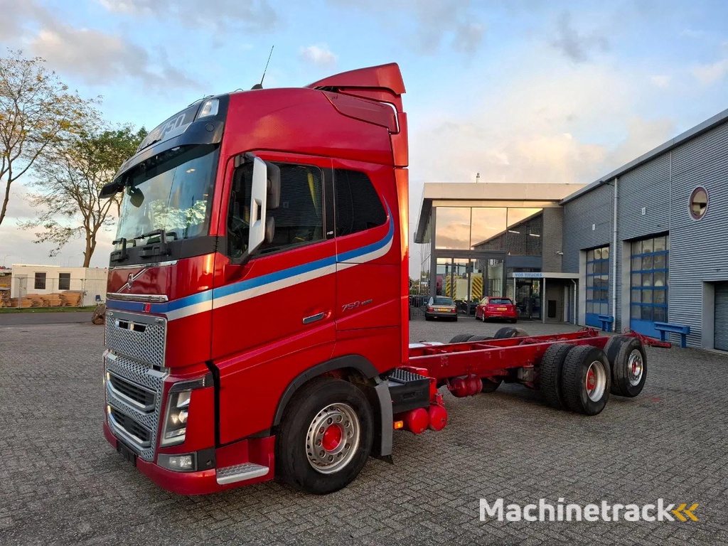 Volvo FH16-750 / BIG AXLE / VEB+ / ONLY:679711 KM / TECHNICAL 70TON / 9TON FRONT AXLE / INLINER / FULL-AIR / AUTOMATIC / EURO-6 / 2018