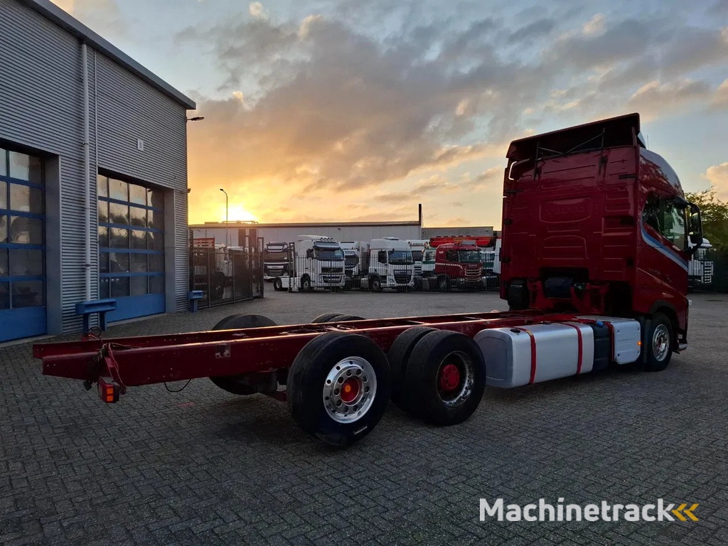 Volvo FH16-750 / BIG AXLE / VEB+ / ONLY:679711 KM / TECHNICAL 70TON / 9TON FRONT AXLE / INLINER / FULL-AIR / AUTOMATIC / EURO-6 / 2018