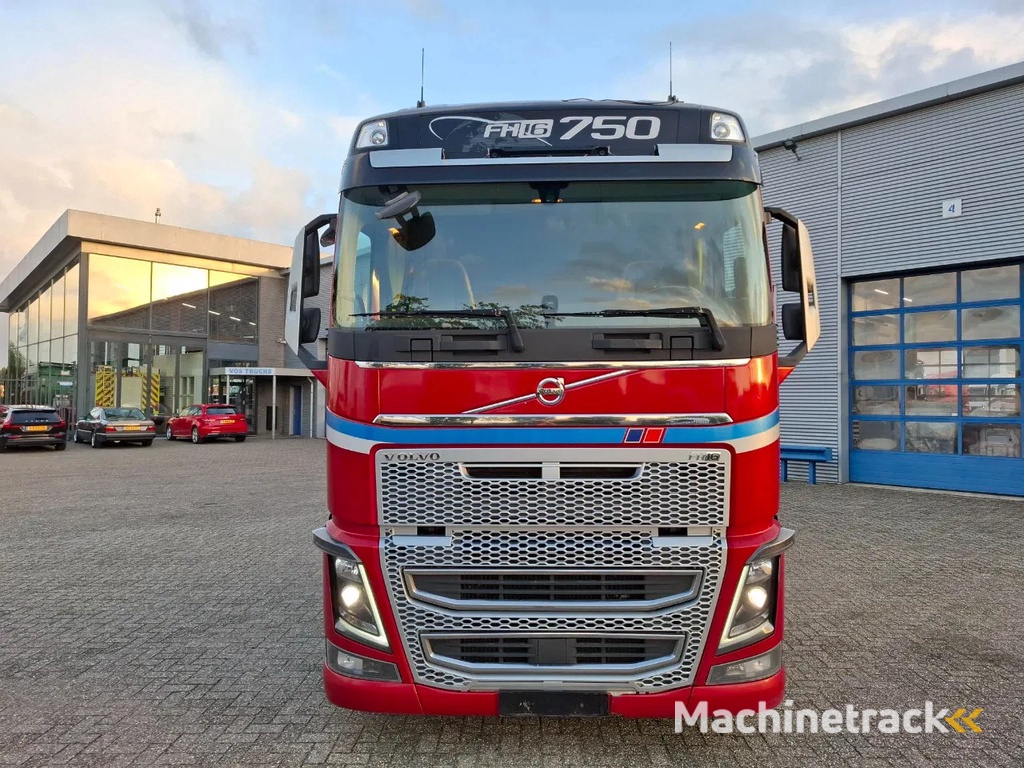 Volvo FH16-750 / BIG AXLE / VEB+ / ONLY:679711 KM / TECHNICAL 70TON / 9TON FRONT AXLE / INLINER / FULL-AIR / AUTOMATIC / EURO-6 / 2018
