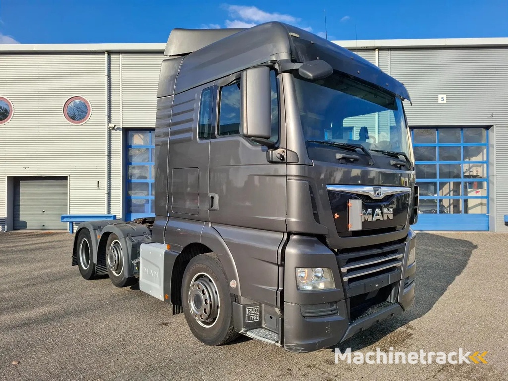 MAN TGX 26.460 / INTARDER / ACC / LWDS / LIFT AXLE / FRIDGE / 2XBED / AUTOMATIC / EURO-6 / 2020