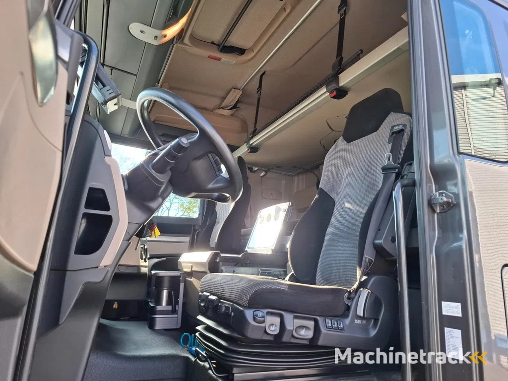 MAN TGX 26.460 / INTARDER / ACC / LWDS / LIFT AXLE / FRIDGE / 2XBED / AUTOMATIC / EURO-6 / 2020