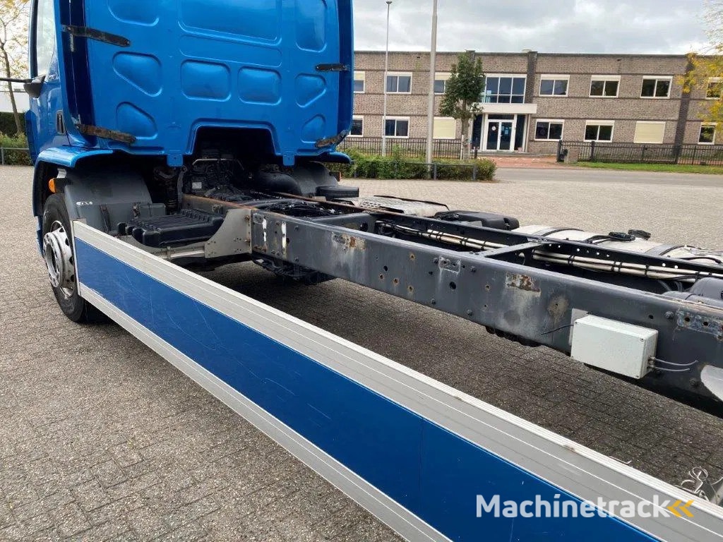 DAF LF290 / ONLY:429873KM / LWDS / GOOD TYRES / AUTOMATIC / EURO-6 / 2018