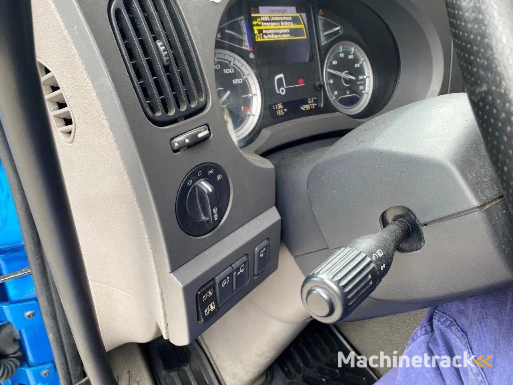 DAF LF290 / ONLY:429873KM / LWDS / GOOD TYRES / AUTOMATIC / EURO-6 / 2018