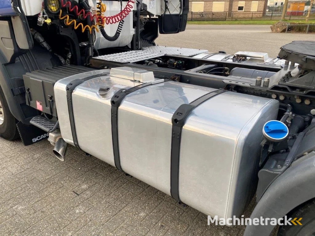 Scania R520 / RETARDER / DOUBLE TANK / AUTOMATIC / PARK-COOL / EURO-6 / 2015