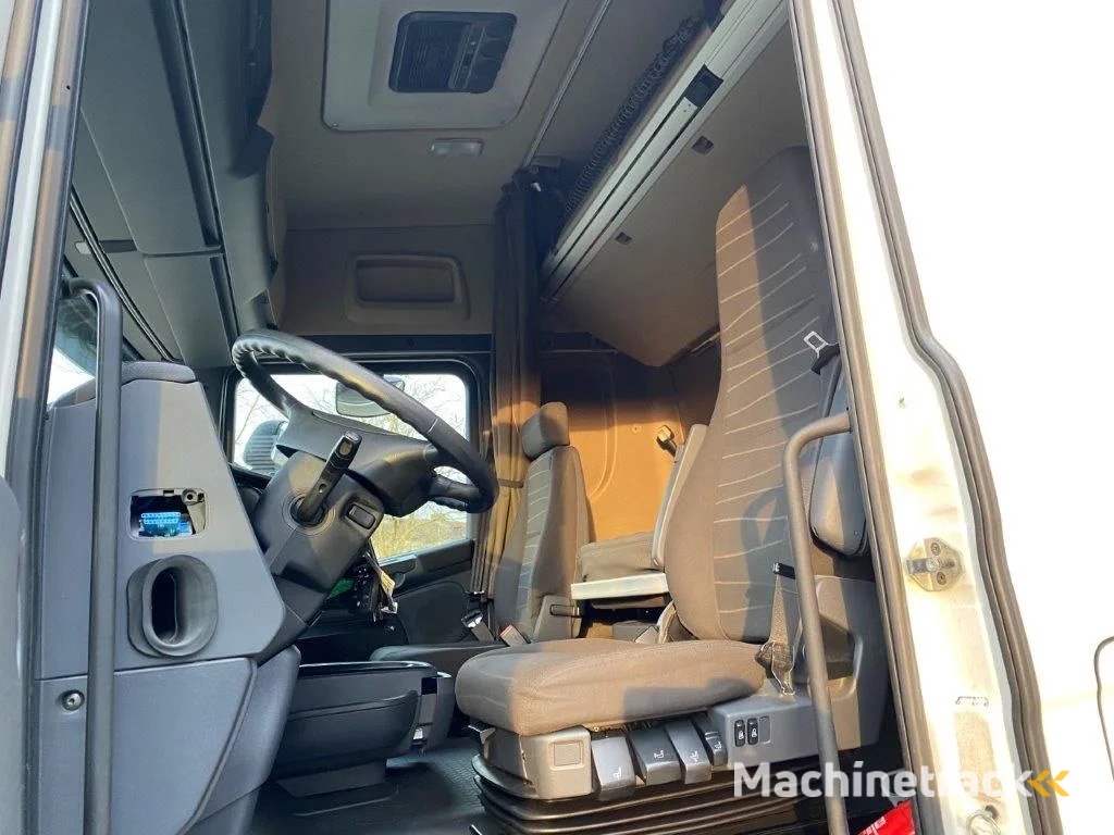 Scania R520 / RETARDER / DOUBLE TANK / AUTOMATIC / PARK-COOL / EURO-6 / 2015