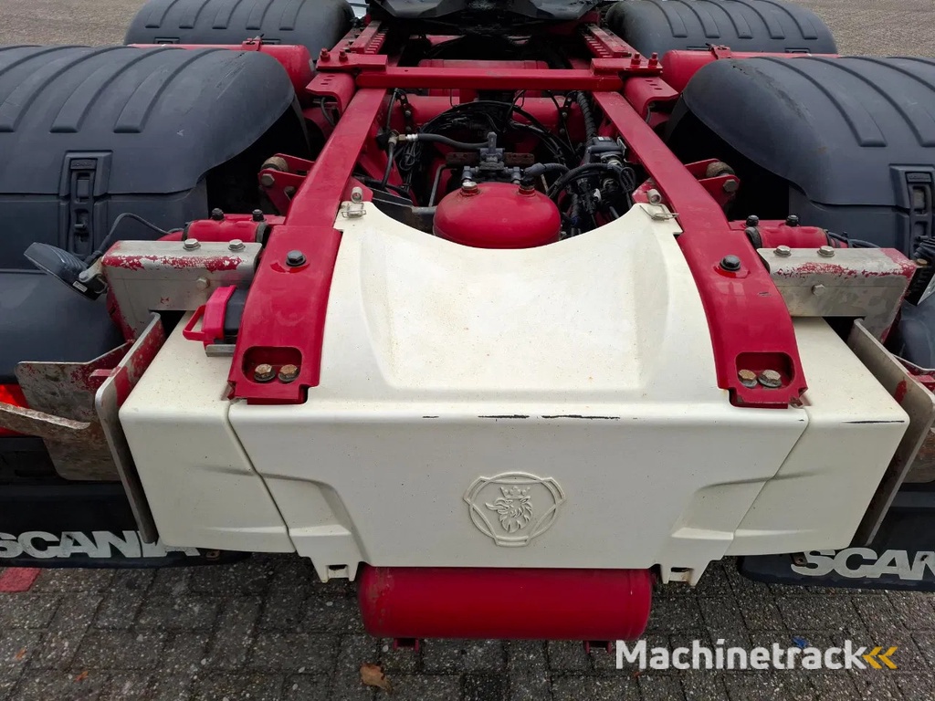 Scania NGS S650 V8 / RETARDER / 633397 KM / 9 TON FRONT AXELE / FULL-AIR / INLINER / FULL SPOILER / LEATHER / ALCOA / NAVI / FRIDGE / EURO-6 / 2020