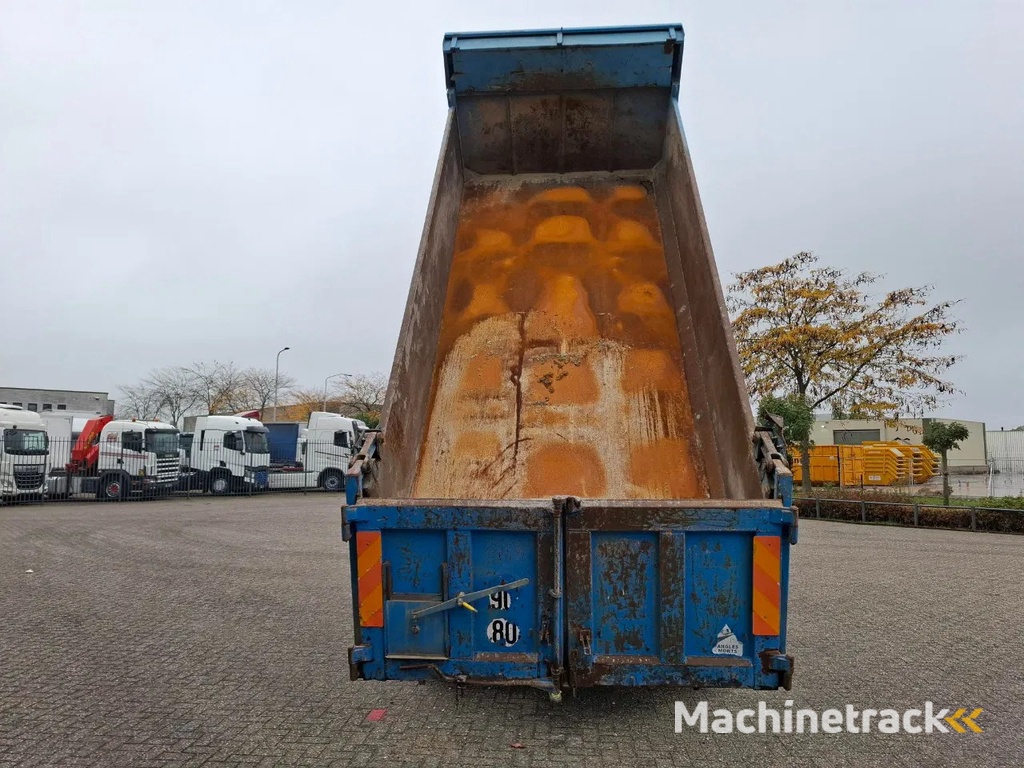 MAN TGA 26.310 / 6X4 / 2XBIG AXLE / 2SIDE TIPPER / ONLY:545423 KM / TUV:06-05-2026 / FULL-STEEL / AIRCO / MANUAL / EURO-4 / 2005