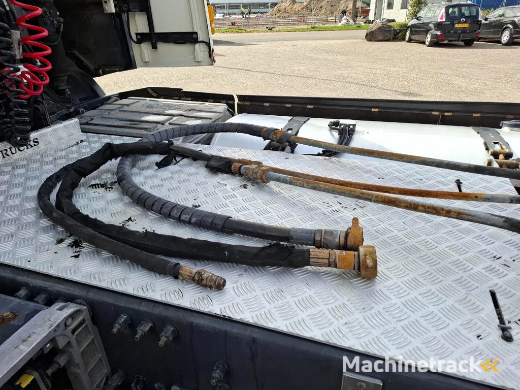 Volvo FH4-460 / VEB+ / HYDRAULICS / GEN2 V2 SMART TACHO / LWDS / SIDESKIRTS / FRIDGE / EURO-6 / 2018