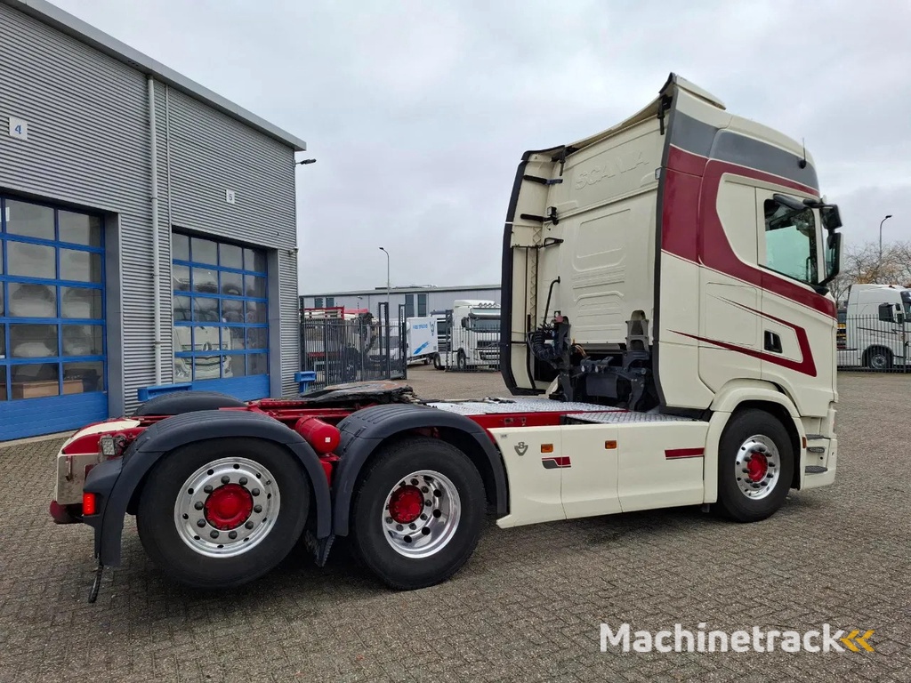 Scania NGS S650 V8 / RETARDER / 633397 KM / 9 TON FRONT AXELE / FULL-AIR / INLINER / FULL SPOILER / LEATHER / ALCOA / NAVI / FRIDGE / EURO-6 / 2020