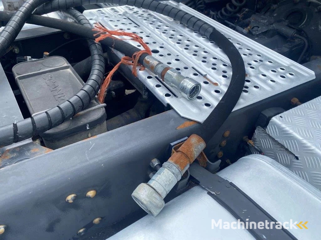 Scania R420 / RETARDER / HYDRAULICS / NO ADBLUE / MANUAL / EURO-3 / 2005